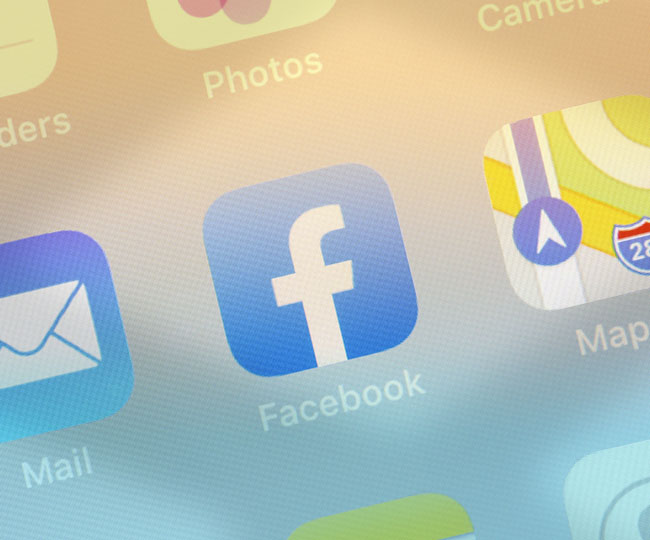 digital seniors use social media such as facebook